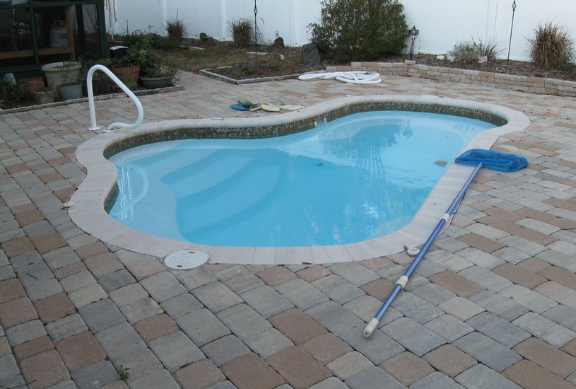CRYSTAL SPRINGS CRYSTAL SPRINGS Fiberglass Pools | Tampa pool companies