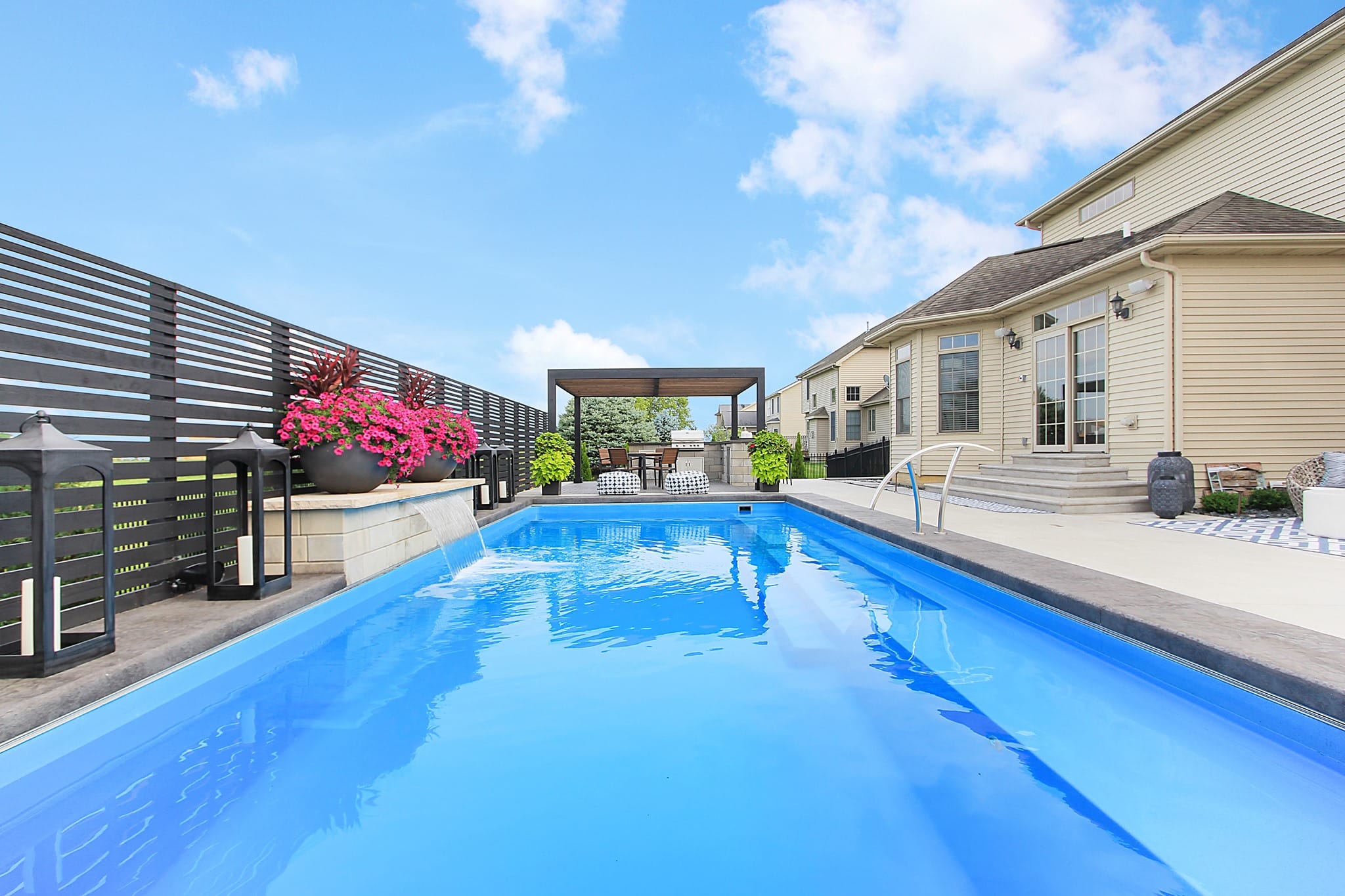Grand Manhattan Fiberglass Pools Shell