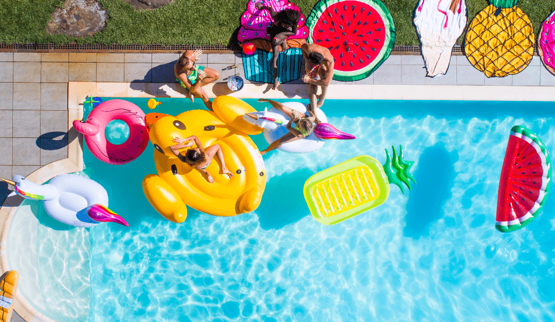 5 Breathtaking Fiberglass Pools To Enhance Your Backyard